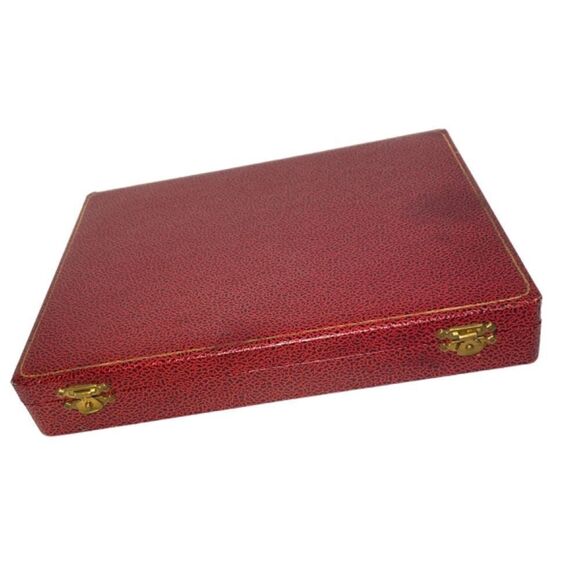 Set of 13 Royal Crown Derby Vine Gold Steak Knives Bone China Handles - Picture 4 of 7